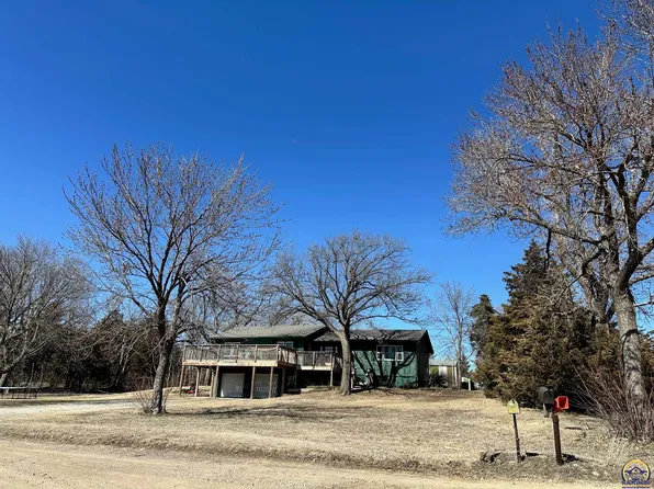 1825 Road F, Emporia, KS 66801