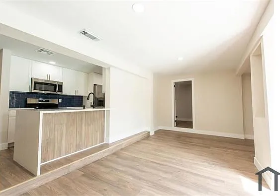 20191 Gladstone Ave — Photo 11