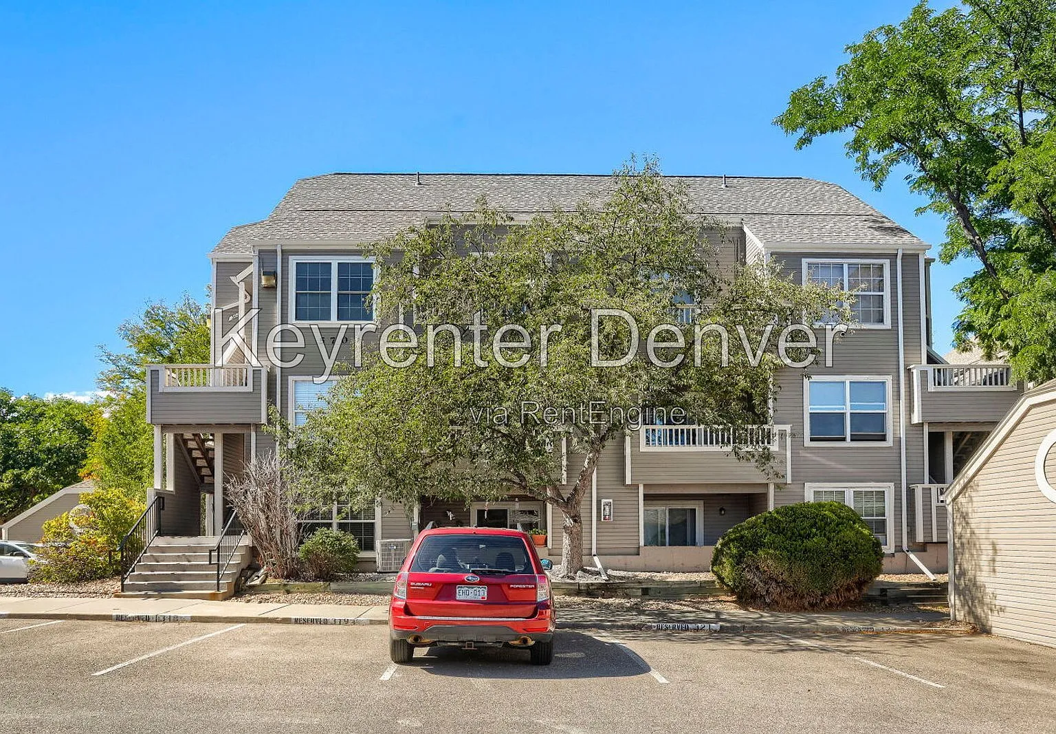 2 bed, 2.0 bath, 1048 sqft, $2,000 — Photo 3