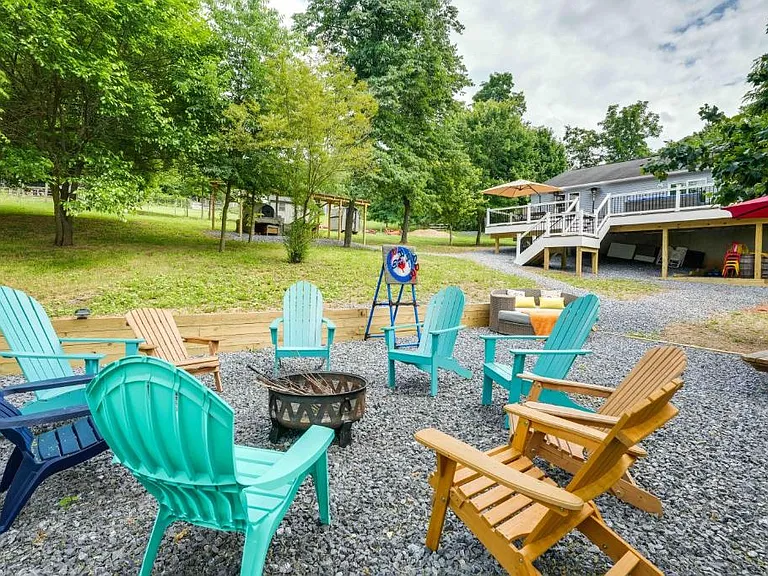 68 Skunk Hollow Ln #B — Photo 2