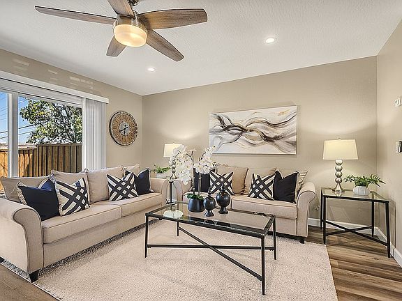5th image of 21115 Gardena Dr