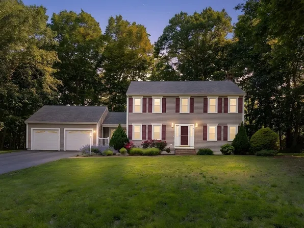 7 Autumn Way, East Bridgewater, MA 02333