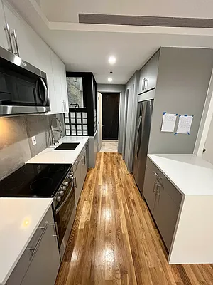 Rented by Reyes & Elsamad Real Estate Group | media 12