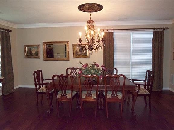 3rd image of 1212 Limestone Creek Dr