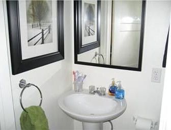 3rd image of 857 N Park Ave