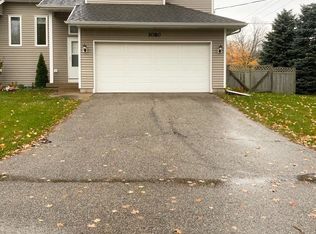 3080 68th St SE, Caledonia, MI 49316
