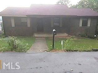 301 Dempsey Ln, Rossville, GA 30741