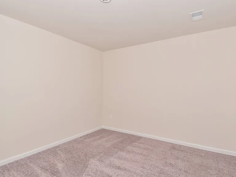 170 Beckett Ln — Photo 9