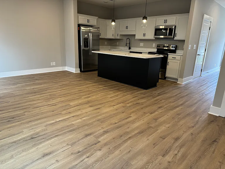 201 Jonathan Wade Cir — Photo 5