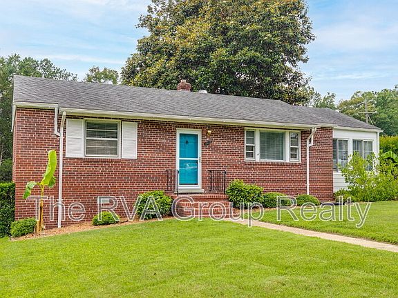 3rd image of 6325 Glyndon Ln