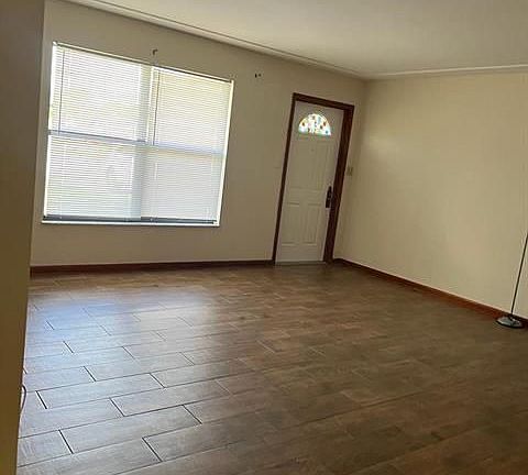 3rd image of 1045 SE Sandia Dr