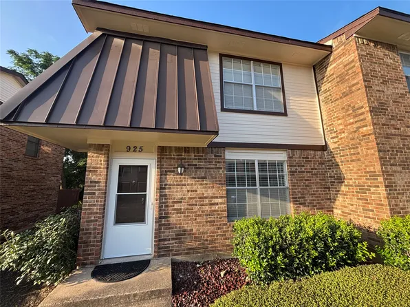 925 Cedar Ter, Cedar Hill, TX 75104