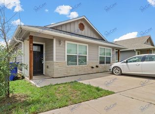 806 N Broughton St #806, Sherman, TX 75090