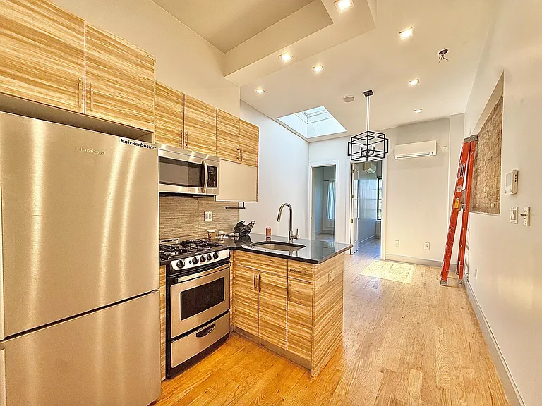 283 Himrod St #3R — Photo 1