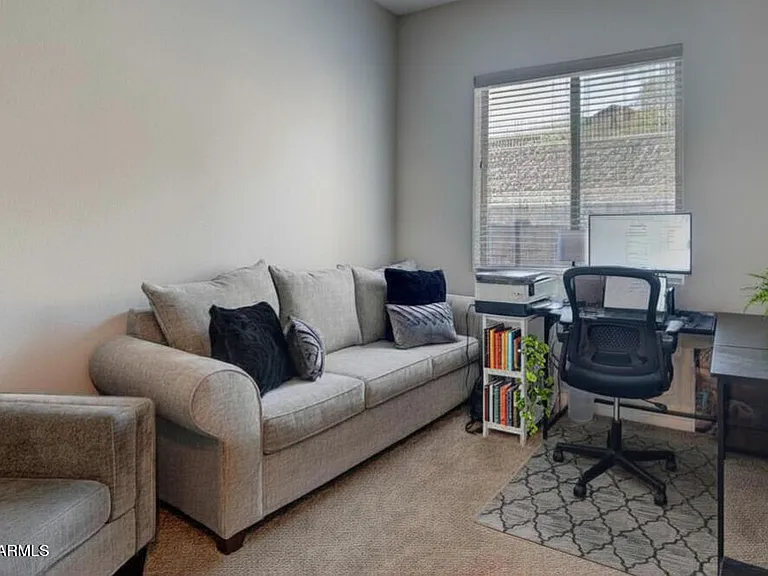 4750 N Yale Ave — Photo 8