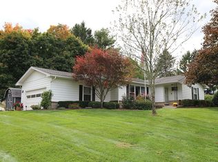 19560 Coshocton Rd, Mount Vernon, OH 43050