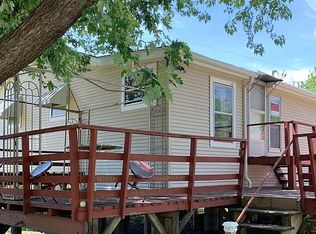 10 Riverside Acres, Geneseo, IL 61254