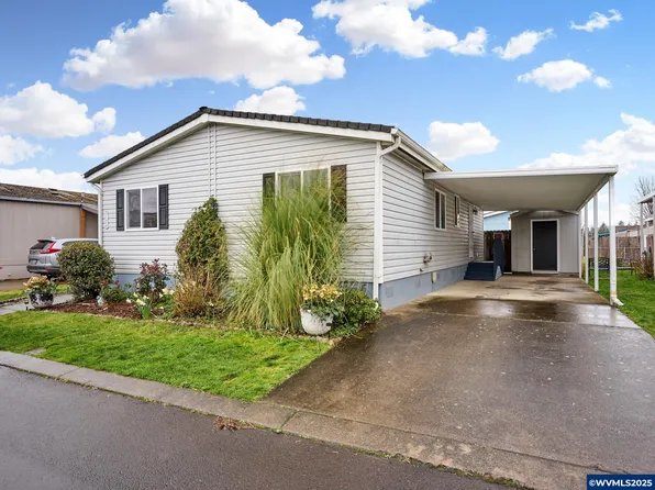 5174 Copper Creek Loop NE #153, Salem, OR 97305