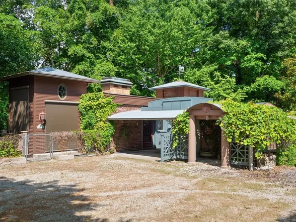348 Avery Hl, Belleville, IL 62223