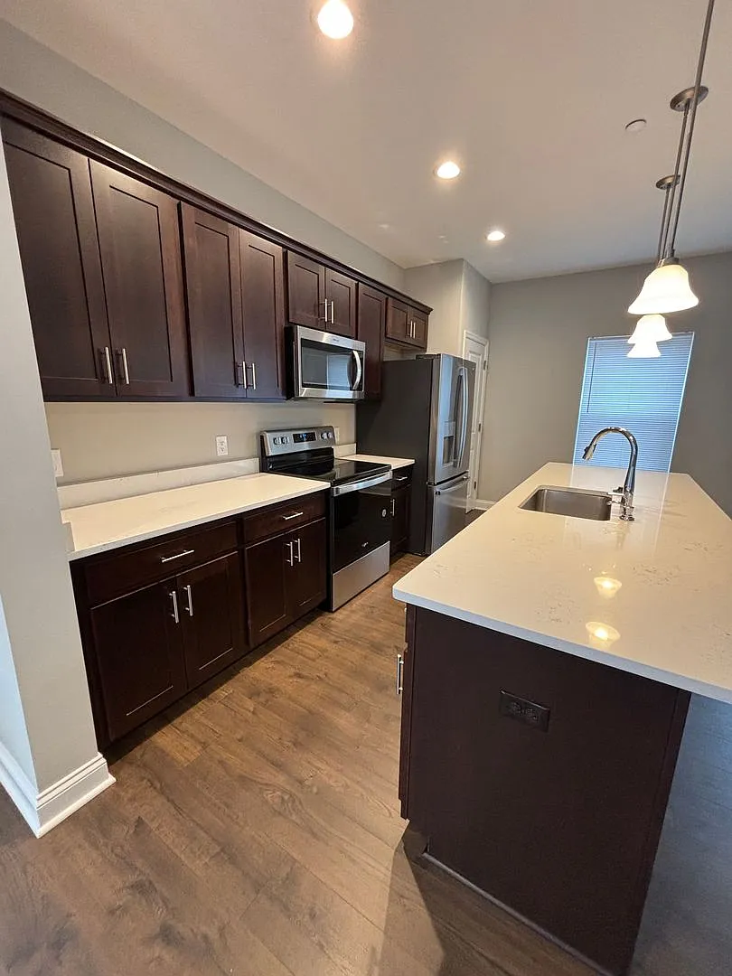 Building Photo - 108 Loubell Dr