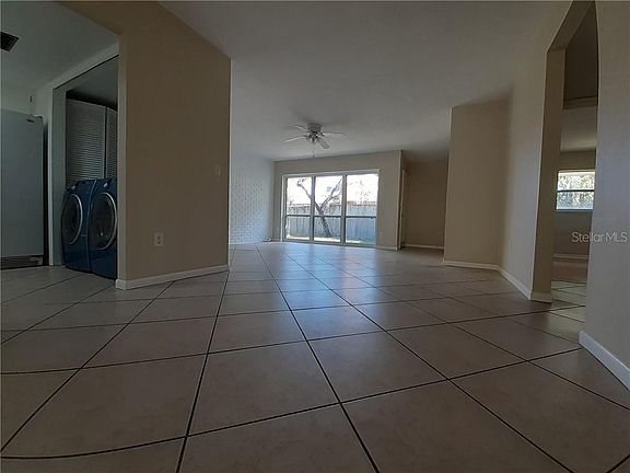 2nd image of 3347 Camelot Dr