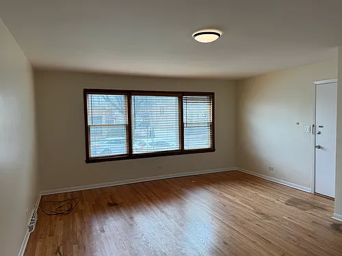 2936 W Touhy Ave #1 Photo 1