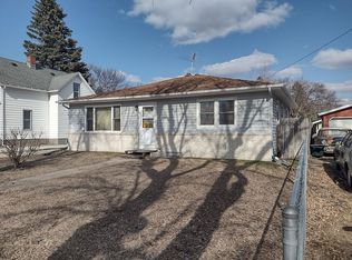 1132 14th St N, Moorhead, MN 56560