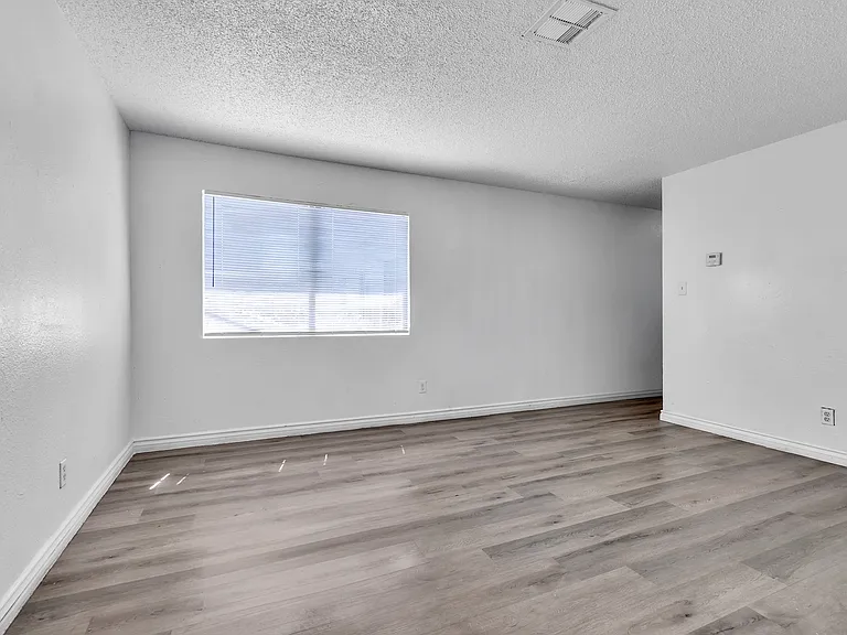 2508 E Mesquite Ave #1 — Photo 14