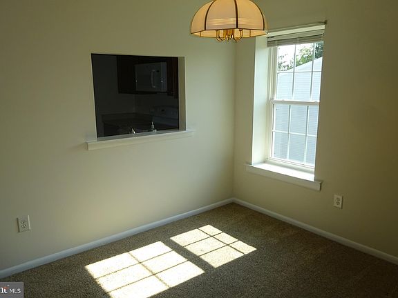 4th image of 1207B Crosshill Ct