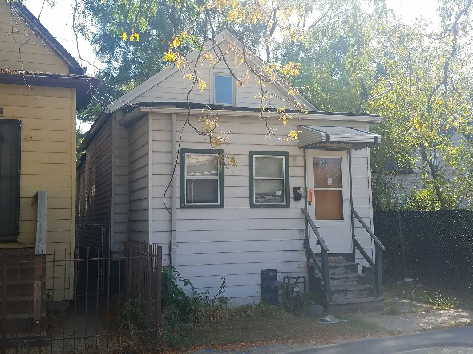 11583 S Lafayette Ave photo 1