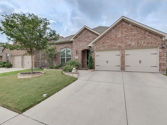 5th image of 1129 Crest Meadow Dr