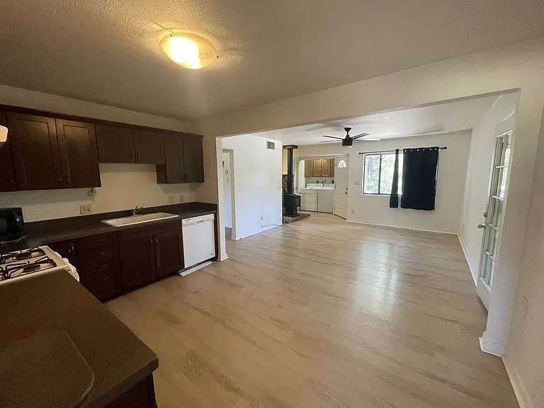119 S Paseo Del Flag — Photo 5