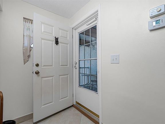 5th image of 22375 Edgewater Dr Unit 221