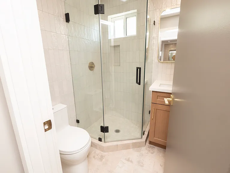 591 E 9th St #2 — Photo 11