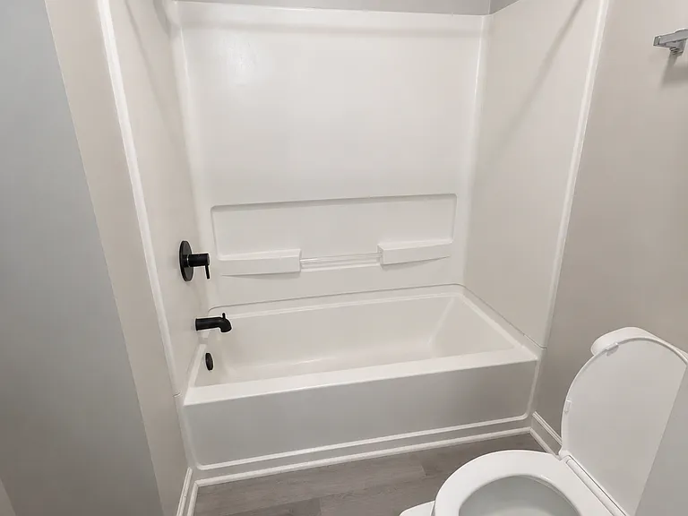 648 Huffine Manor Cir — Photo 9
