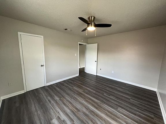 5th image of 304 N 9th St