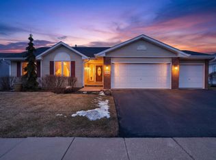 2018 Lafayette Dr, Belvidere, IL 61008