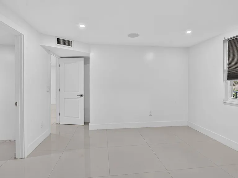 10110 Boca Entrada Blvd #305 — Photo 25