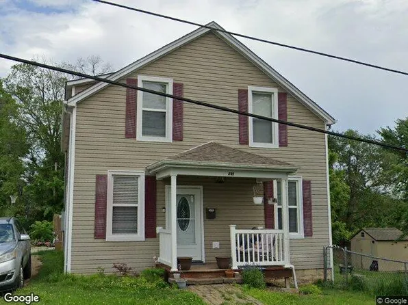 641 W 9th St, Washington, MO 63090