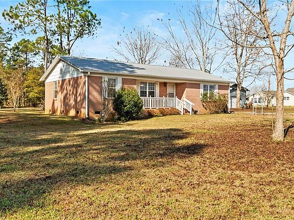 2nd image of 34451 Lee Rd