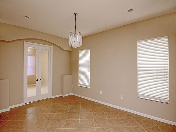 4th image of 3342 Burlington Pl SW