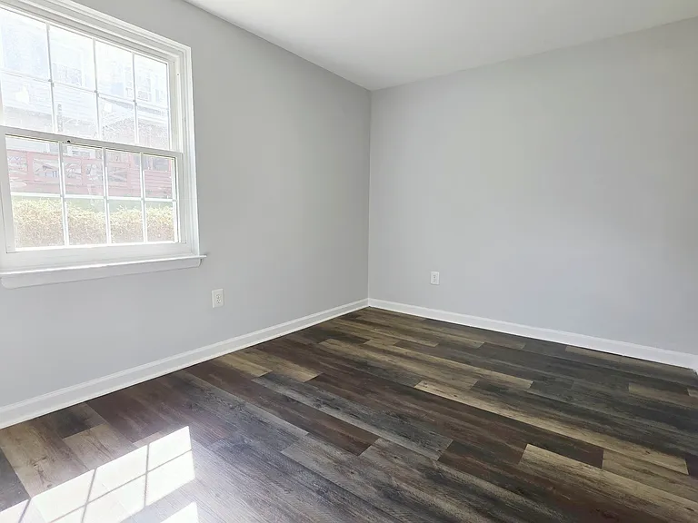 4 Aldeburgh Ct — Photo 4