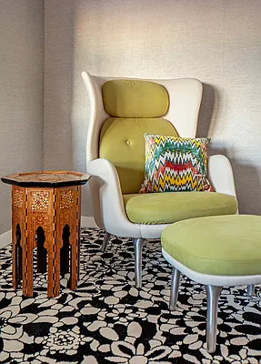 Sold by Compass | media 8