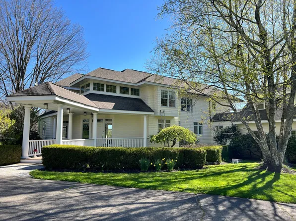 172 Umpawaug Rd, Redding, CT 06896