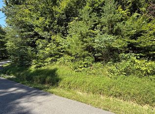 677 Lake Shore Dr, Mammoth Cave, KY 42259