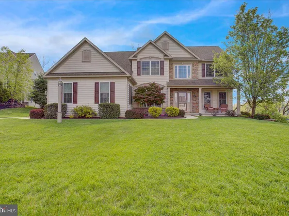 371 Constitution Ave, Reading, PA 19606