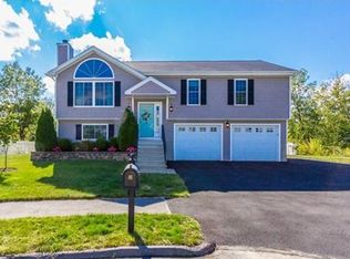 9 Holly Ter, Worcester, MA 01607
