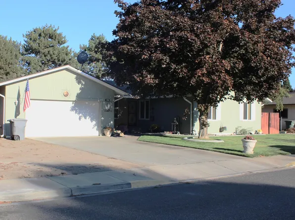 1980 Forest Ave, Richland, WA 99354