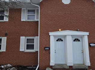 288 Westcourt Pl #25, Waterloo, ON N2L 2R7