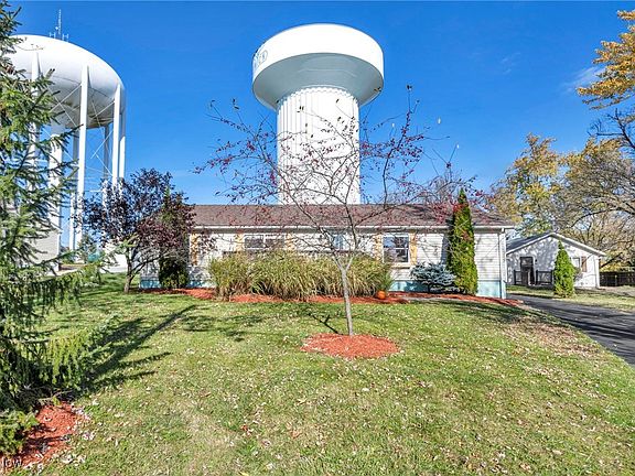 2nd image of 4257 Keller Hanna Dr